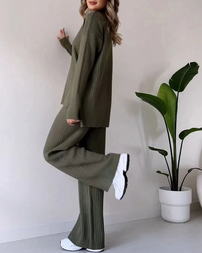 CozyChic™ - Effortless Style Meets Cloud-Like Comfort