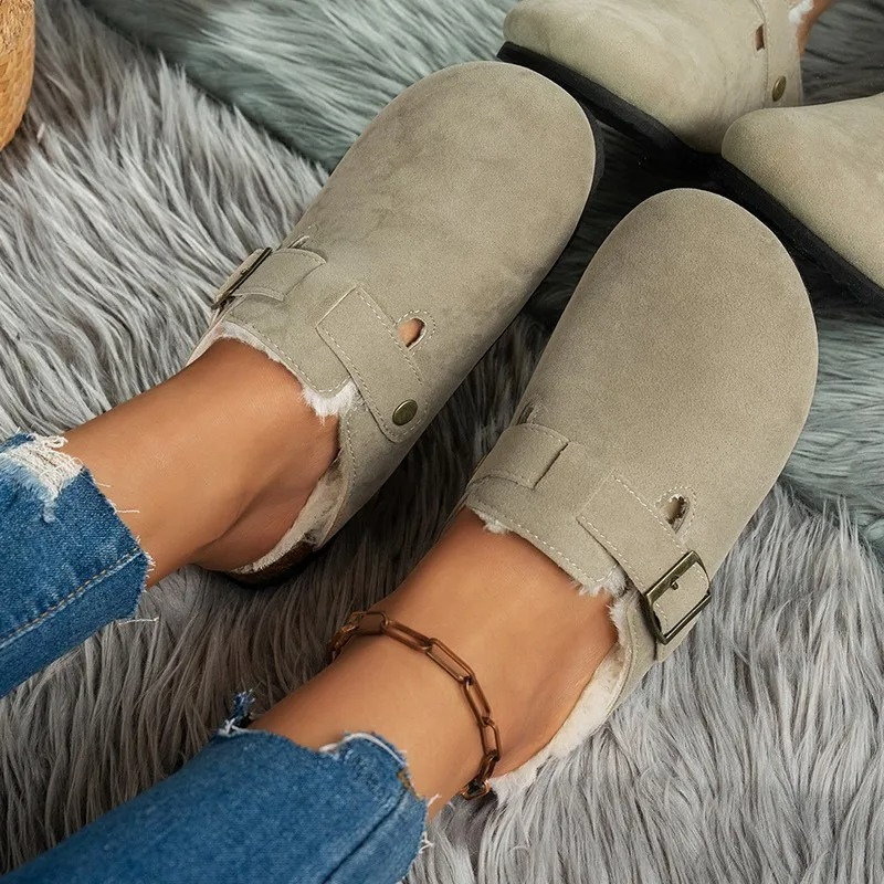 CozyStride™ - Wrap Your Feet in Cloud-Like Comfort