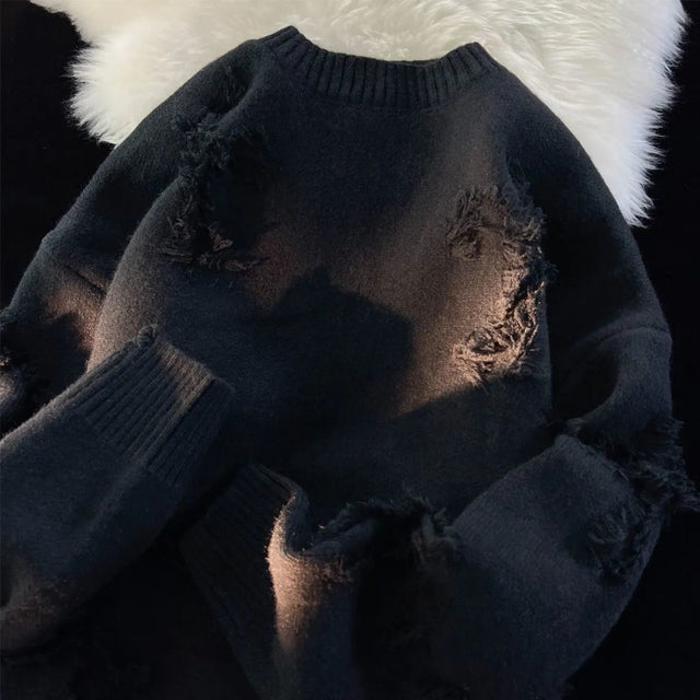 Ladies knitted sweater with torn details | Round neck, long sleeves, casual fit