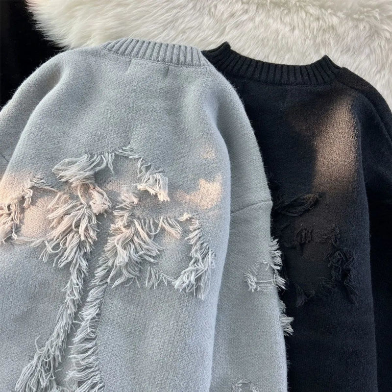 Ladies knitted sweater with torn details | Round neck, long sleeves, casual fit
