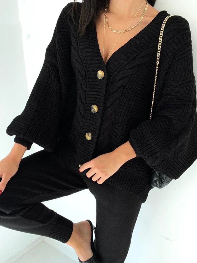 Ladies knitted two-part set | Knot closure vest, Slim Fit Broek, Casual Style