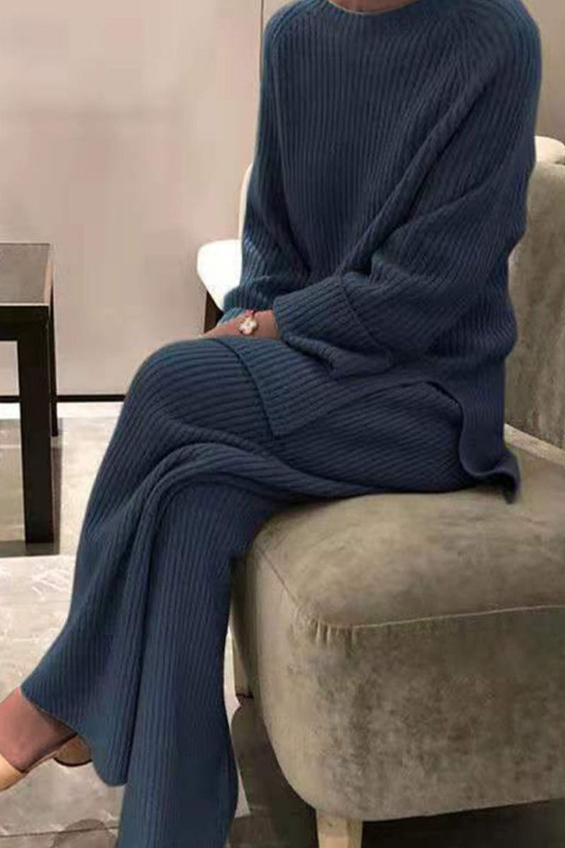 Ladies ribbed knitted lounge set | Oversized sweater, wide pants, casual fit