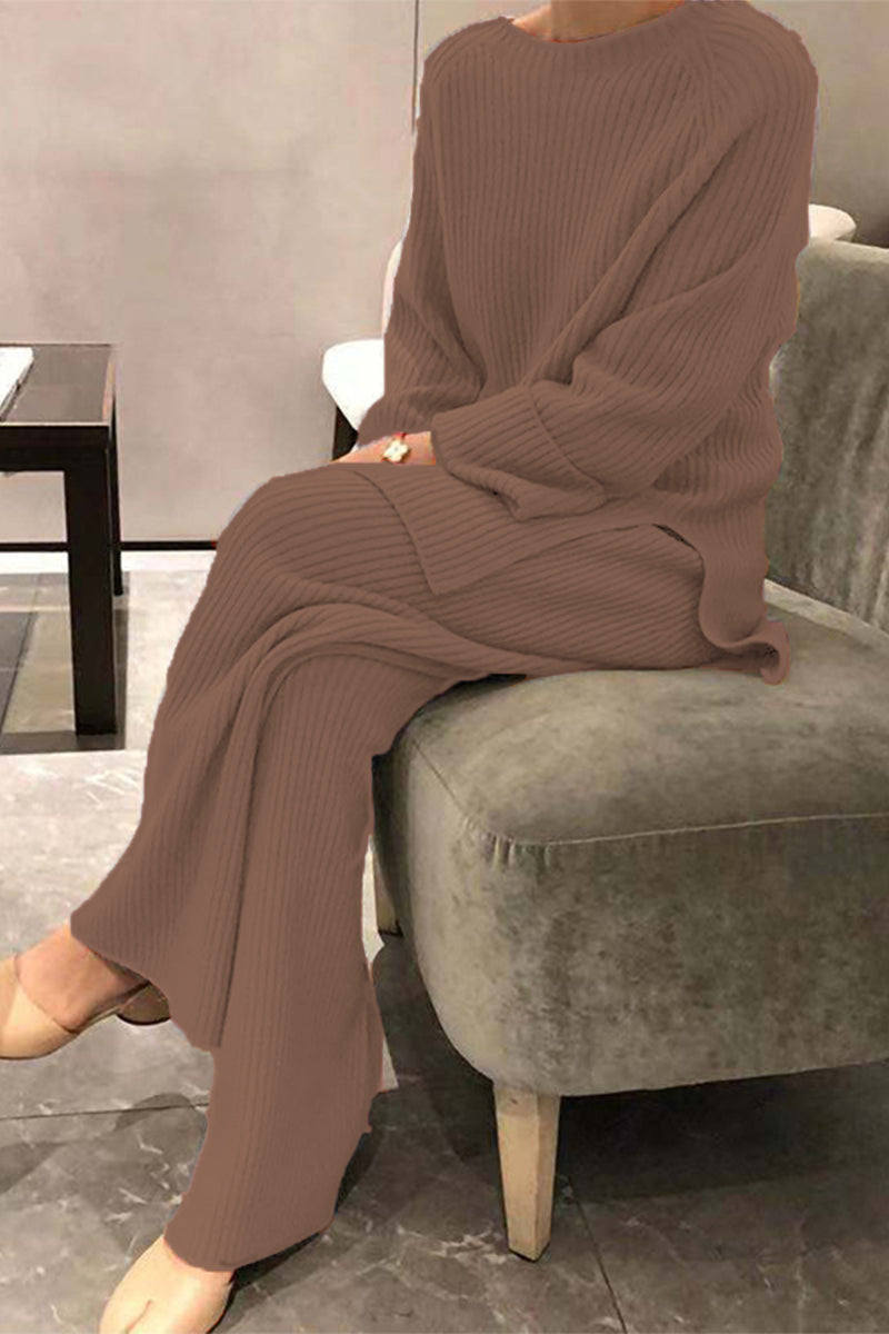 Ladies ribbed knitted lounge set | Oversized sweater, wide pants, casual fit