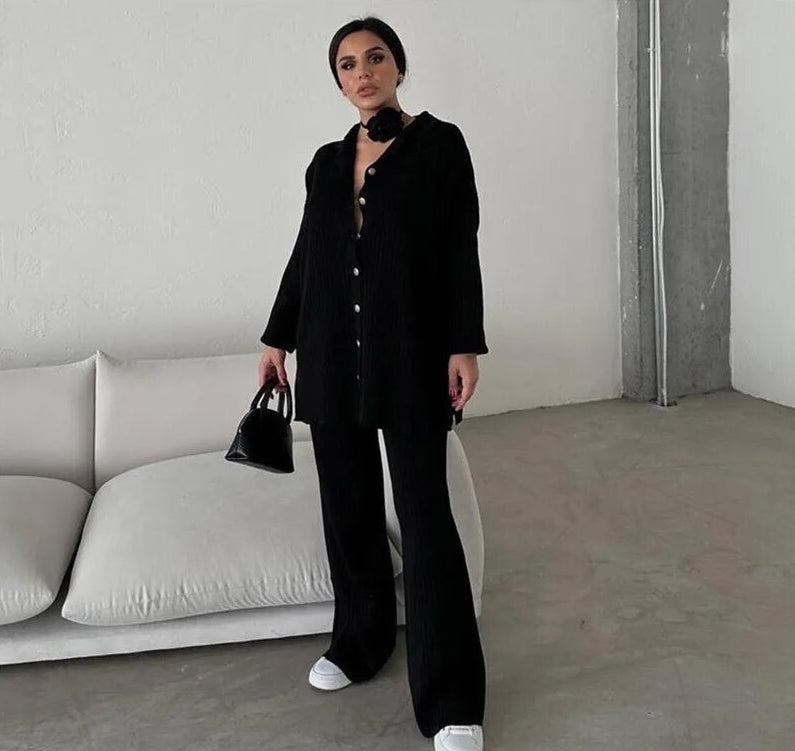 Ladies ribbed knitted two-part set | Knot closure top, wide pants, casual fit