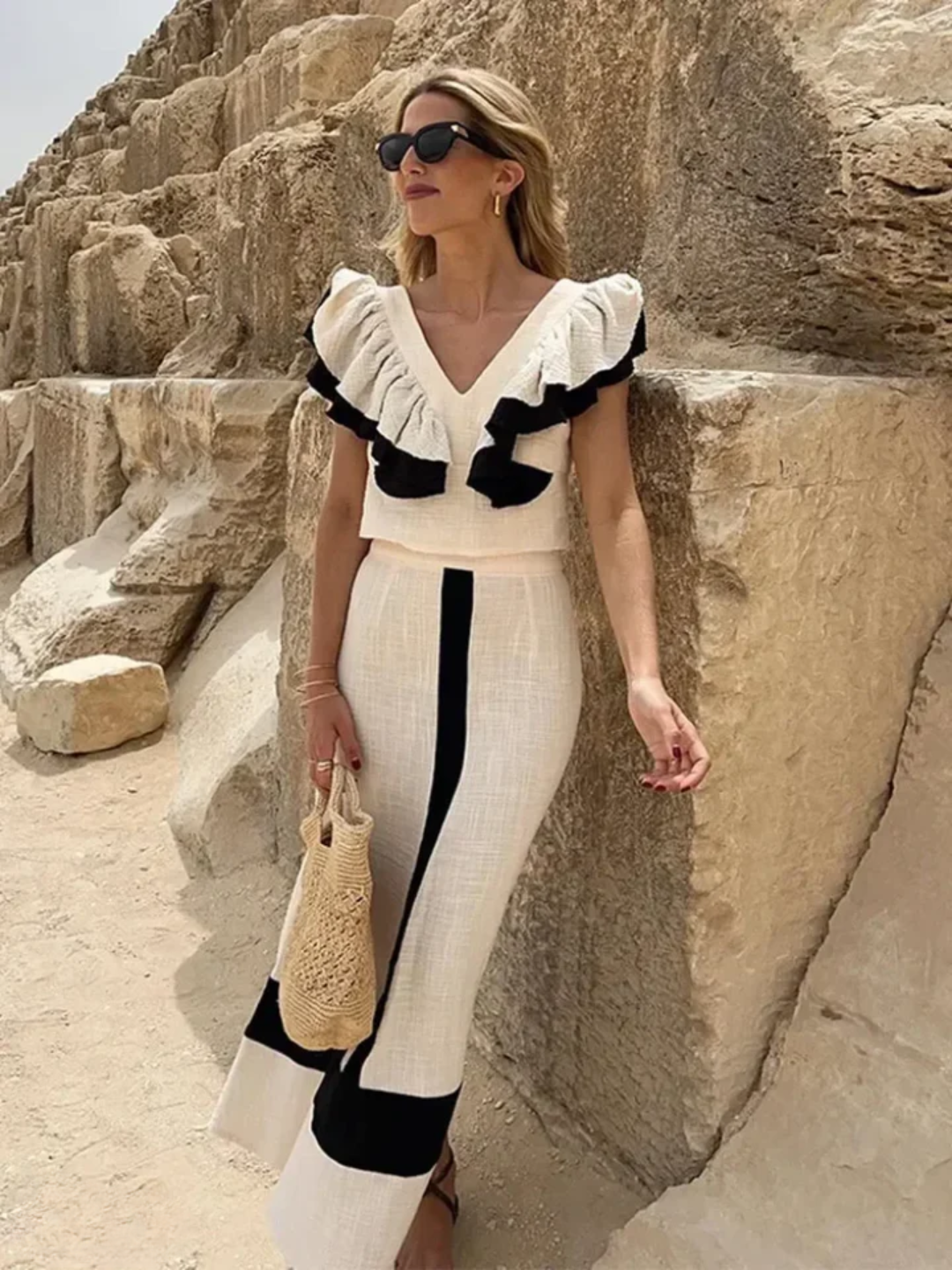Elegant two -part set for effortless style