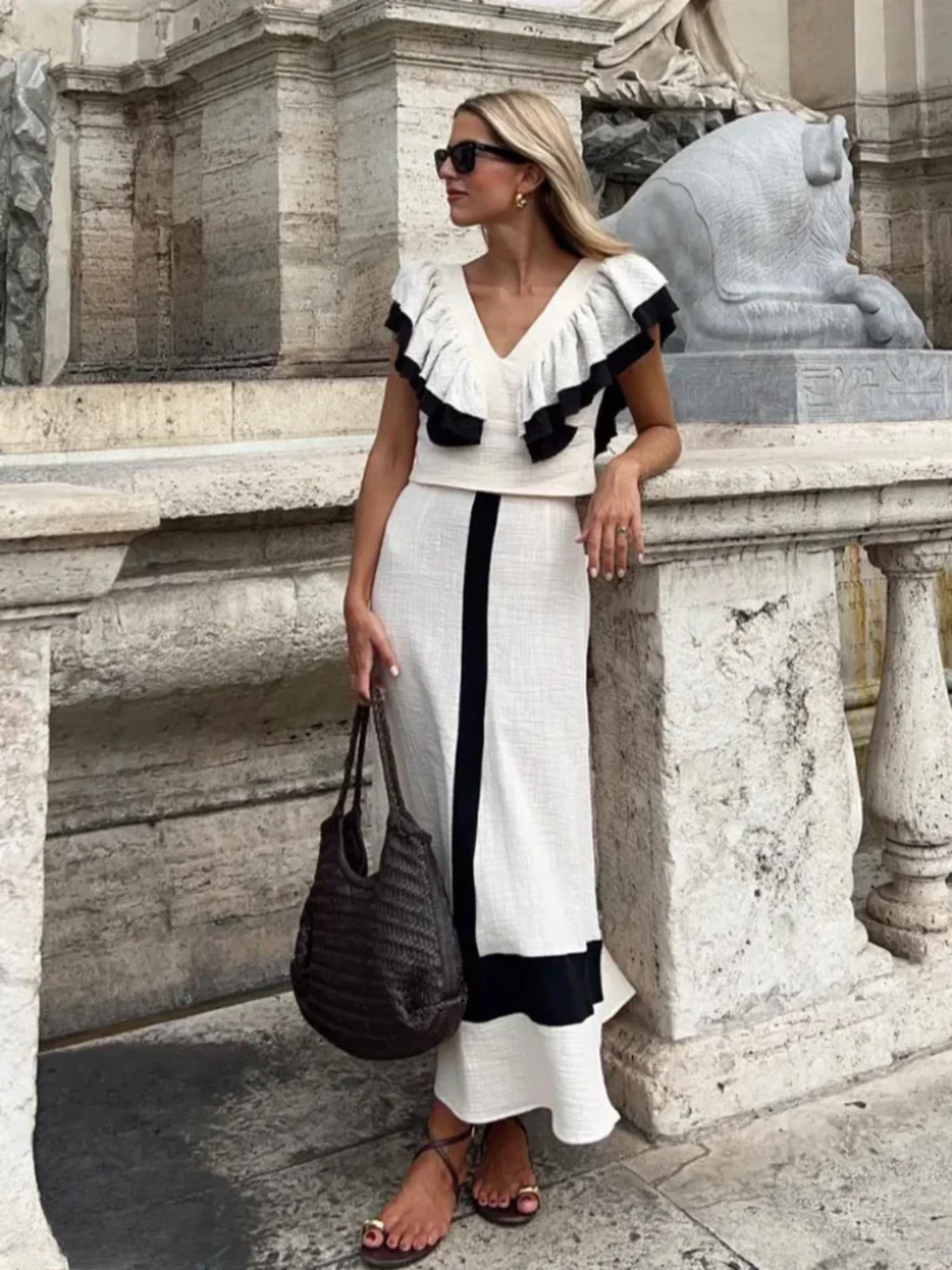 Elegant two -part set for effortless style