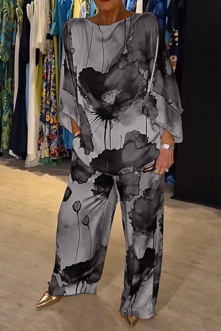 Ensemble with paisleyprint - stylish and versatile outfits set