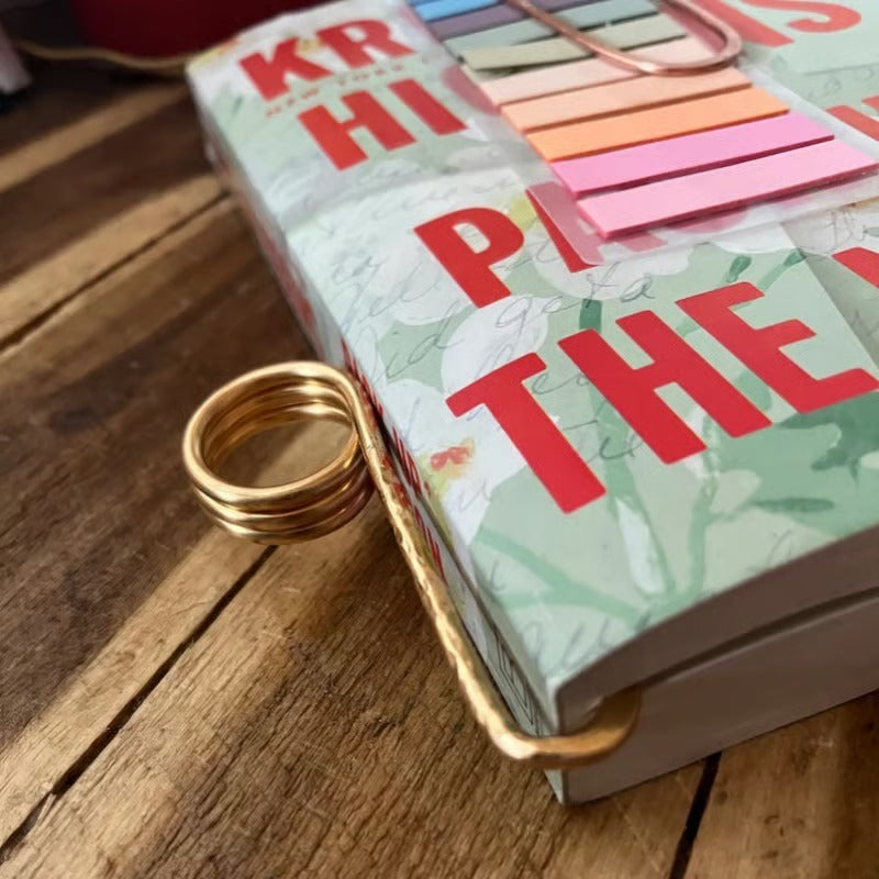 ReadEase™ - Hold Your Book Open Hands-Free and Read in Pure Comfort (1+1 free 50% discount price)