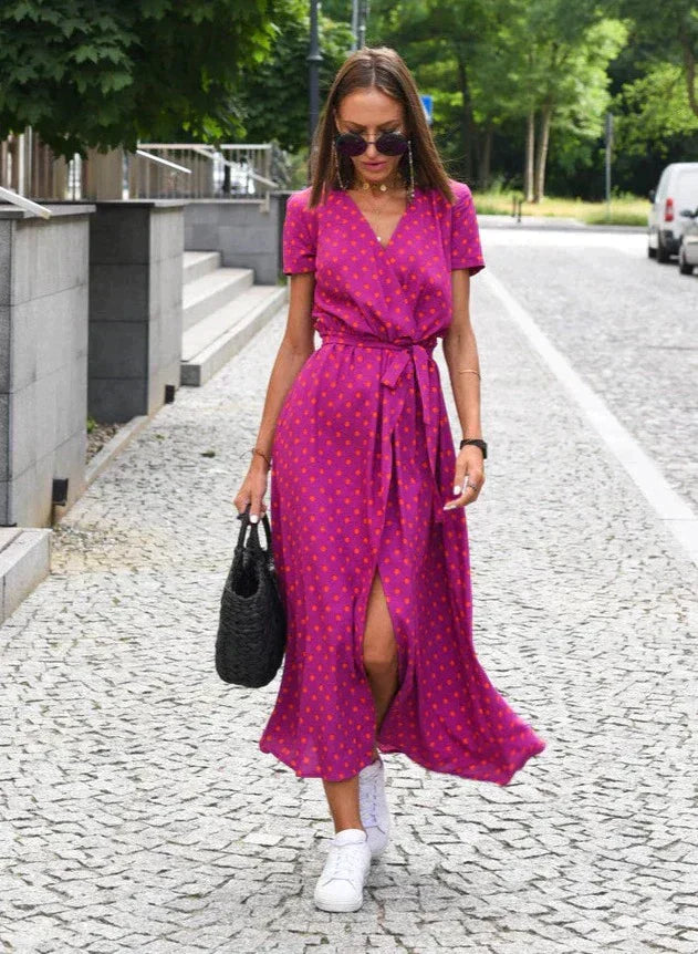 Long wrap dress with floral pattern - airy & stylish for the summer