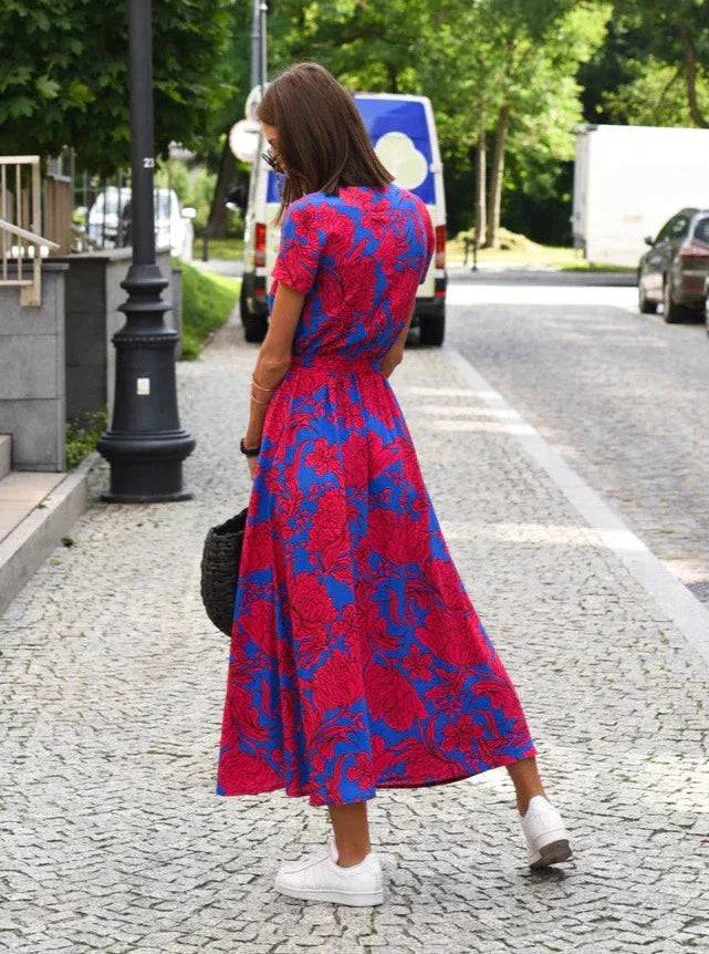 Long wrap dress with floral pattern - airy & stylish for the summer