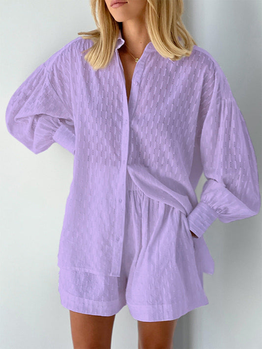 Set lightweight shirts and shorts for ultimate comfort