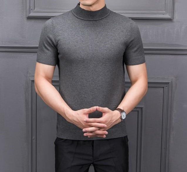 Sweater with a half -height collar