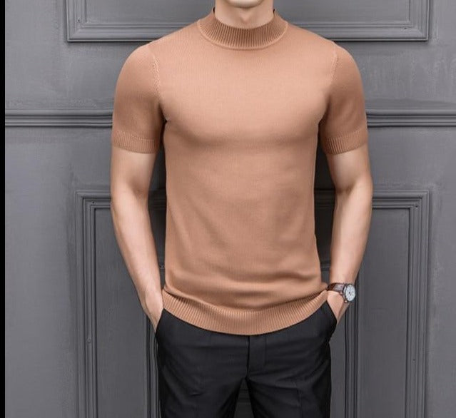 Sweater with a half -height collar