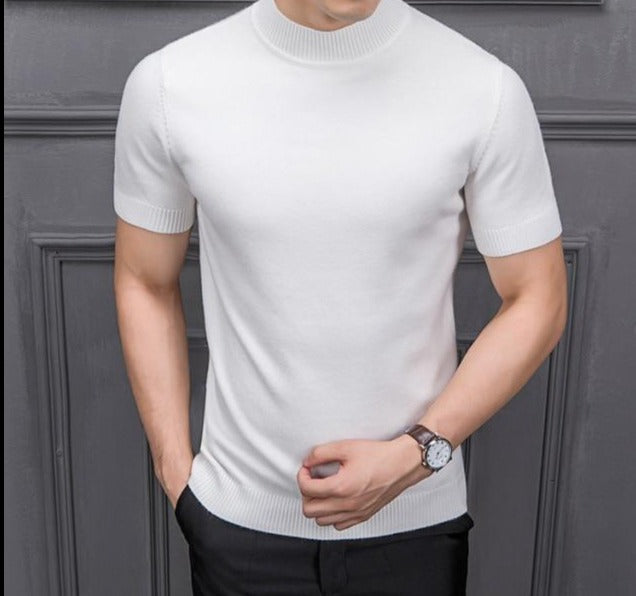 Sweater with a half -height collar